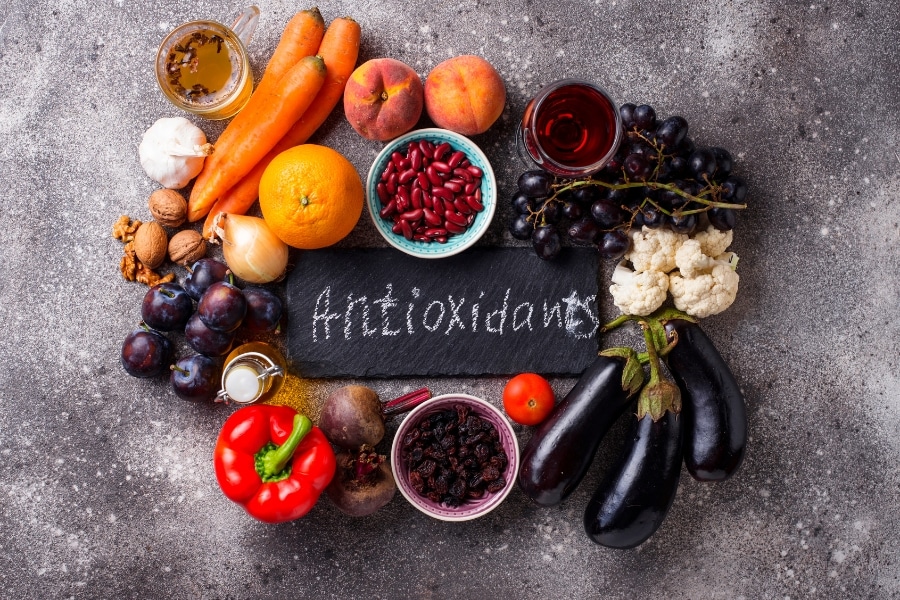 The Role Of Antioxidants In Aging Gracefully